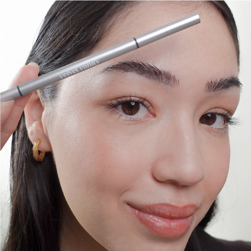 Soft Trace Brow Pencil in Smokey Gray