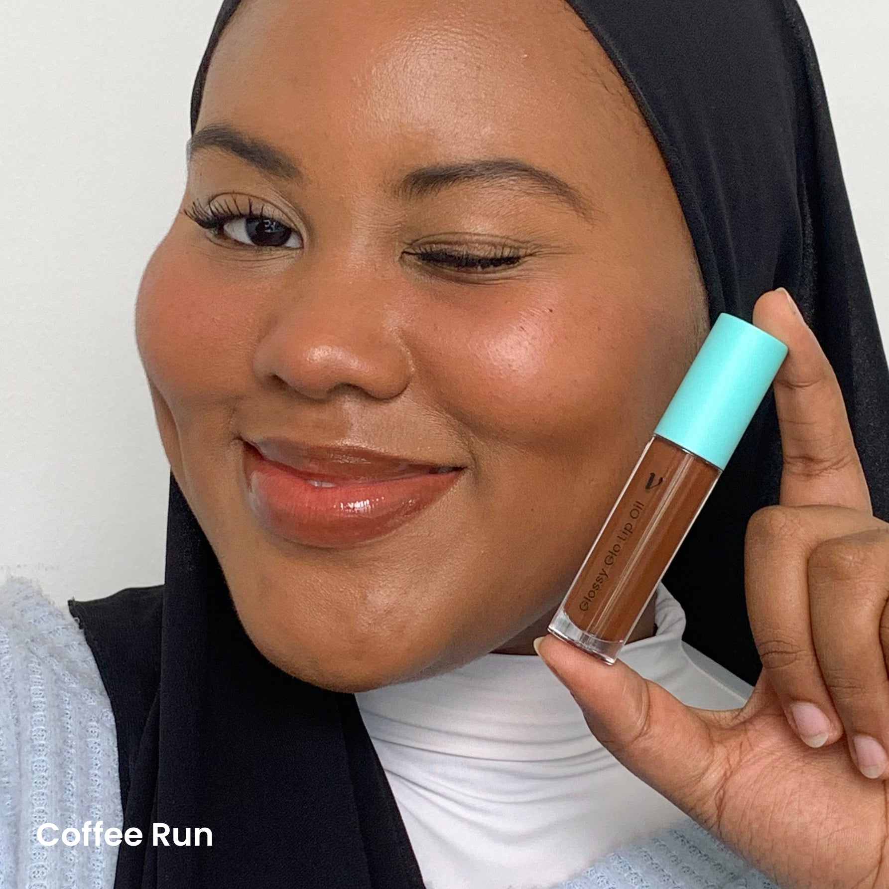 Long Lift Lashes Mascara + Glossy Glo Lip Oil Bundle