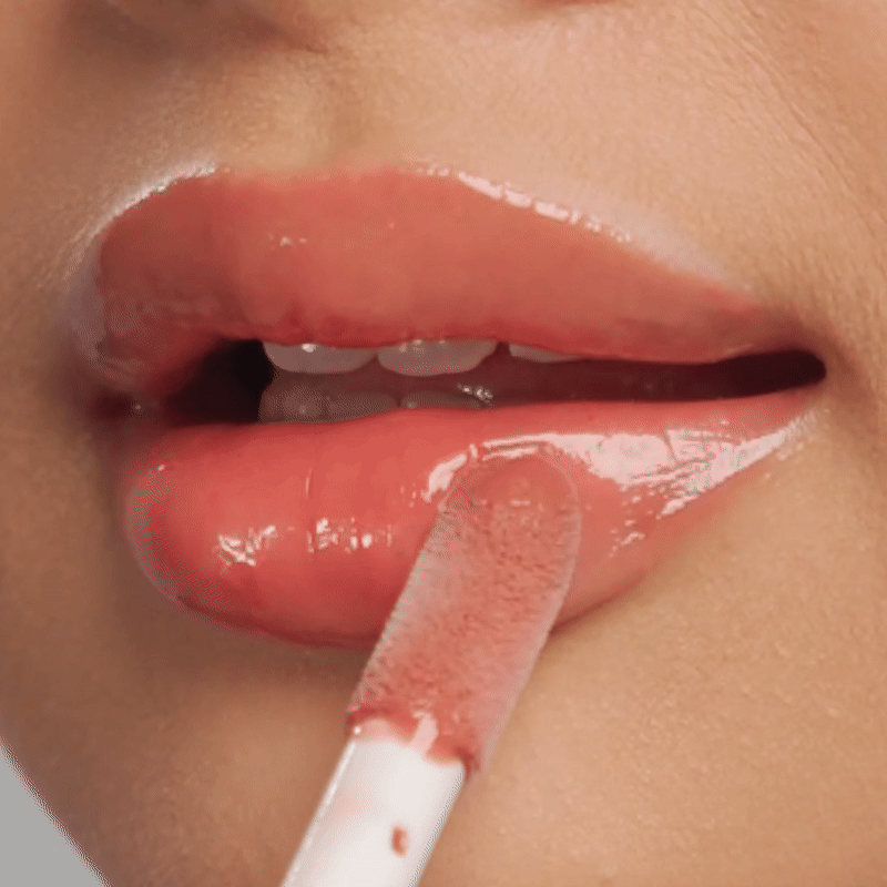 Lips-ezgif.com-video-to-gif-converter.gif